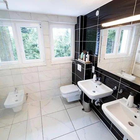 Maisonette-Wohnung Dreams Come True mit Terrasse Schiffweiler Exterior foto
