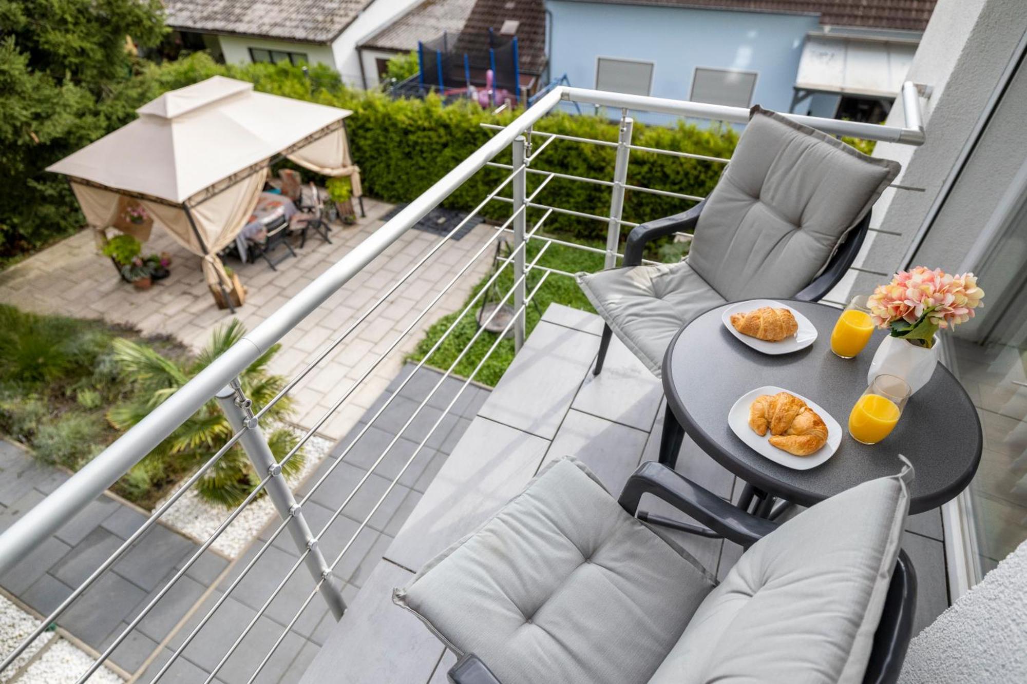 Maisonette-Wohnung Dreams Come True mit Terrasse Apartment Schiffweiler