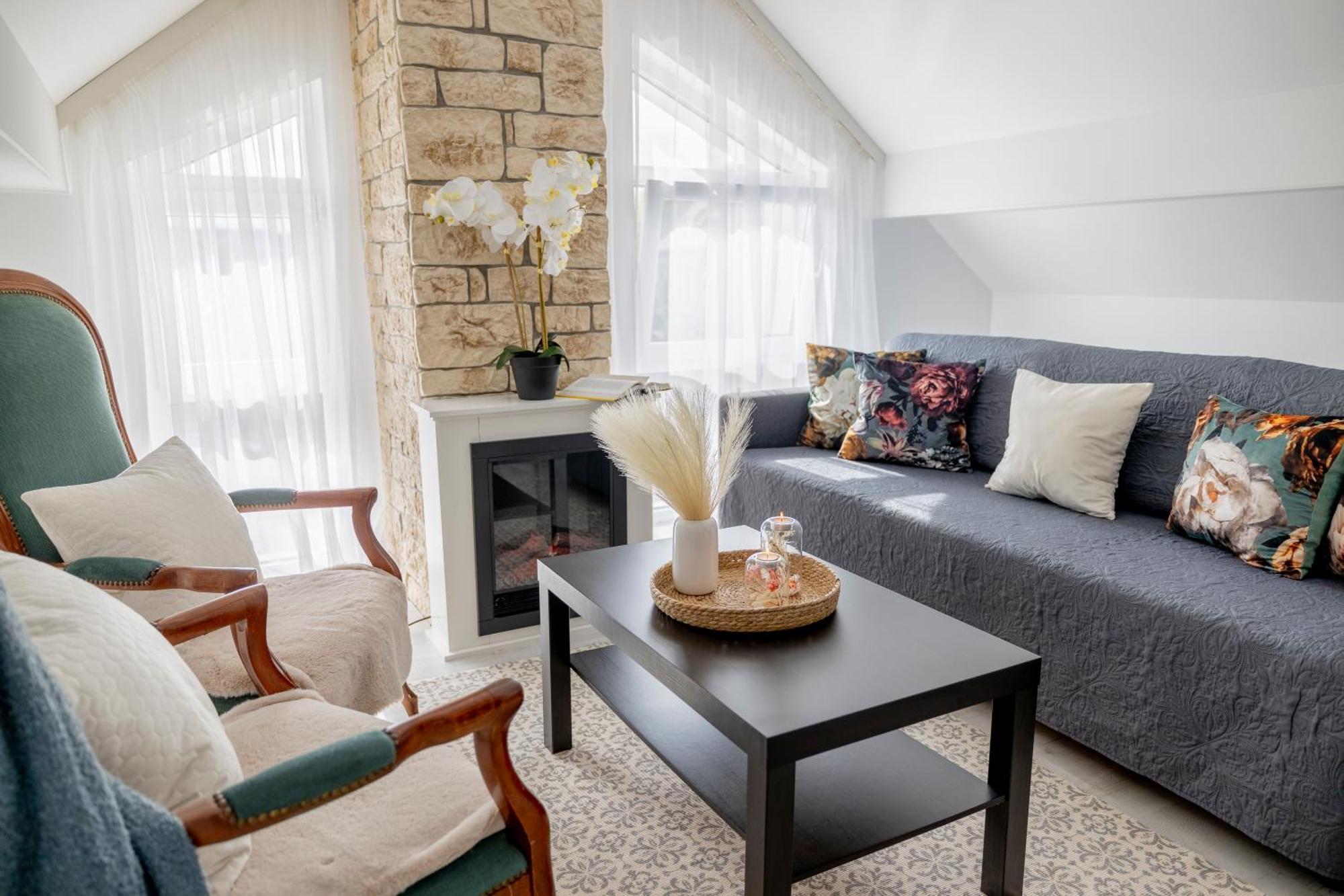 Maisonette-Wohnung Dreams Come True mit Terrasse Apartment Schiffweiler